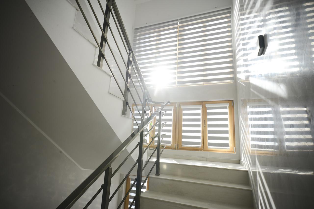 ברובו Papa Apartments מראה חיצוני תמונה